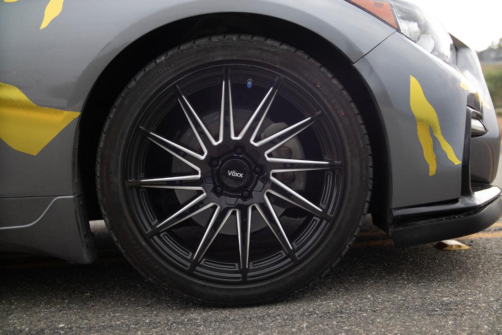 Infiniti QX50 Voxx Road Wheel Felina